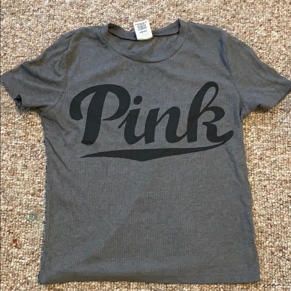 grey pink shirt